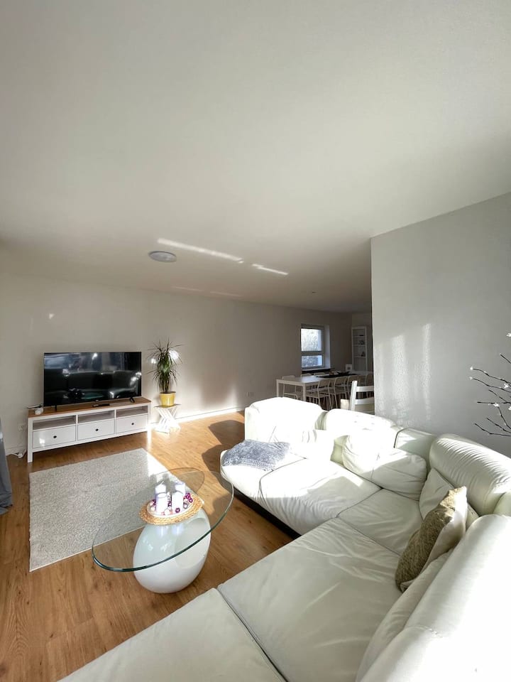 Wohnzimmer Bild 2