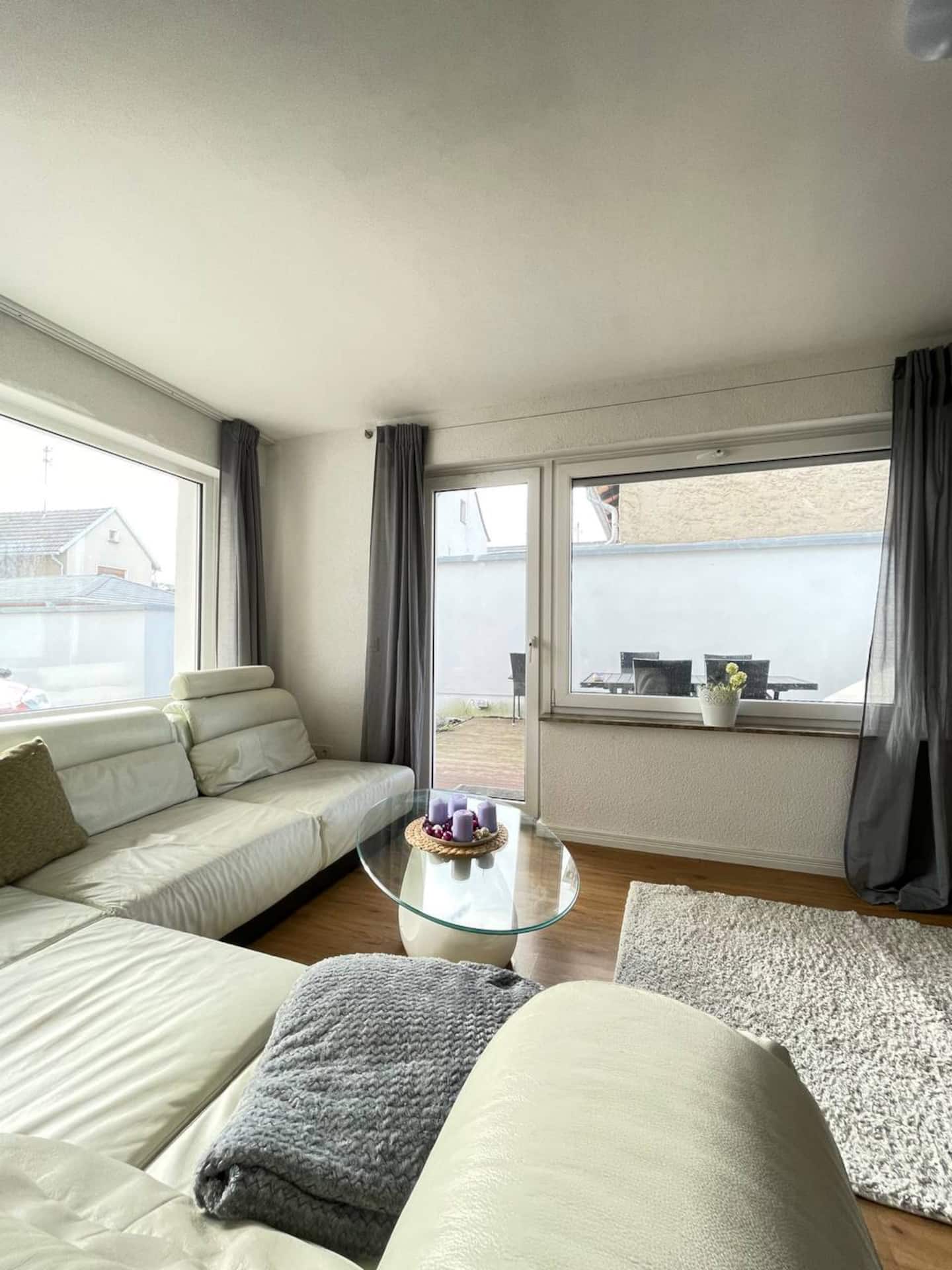 Wohnzimmer Bild 5