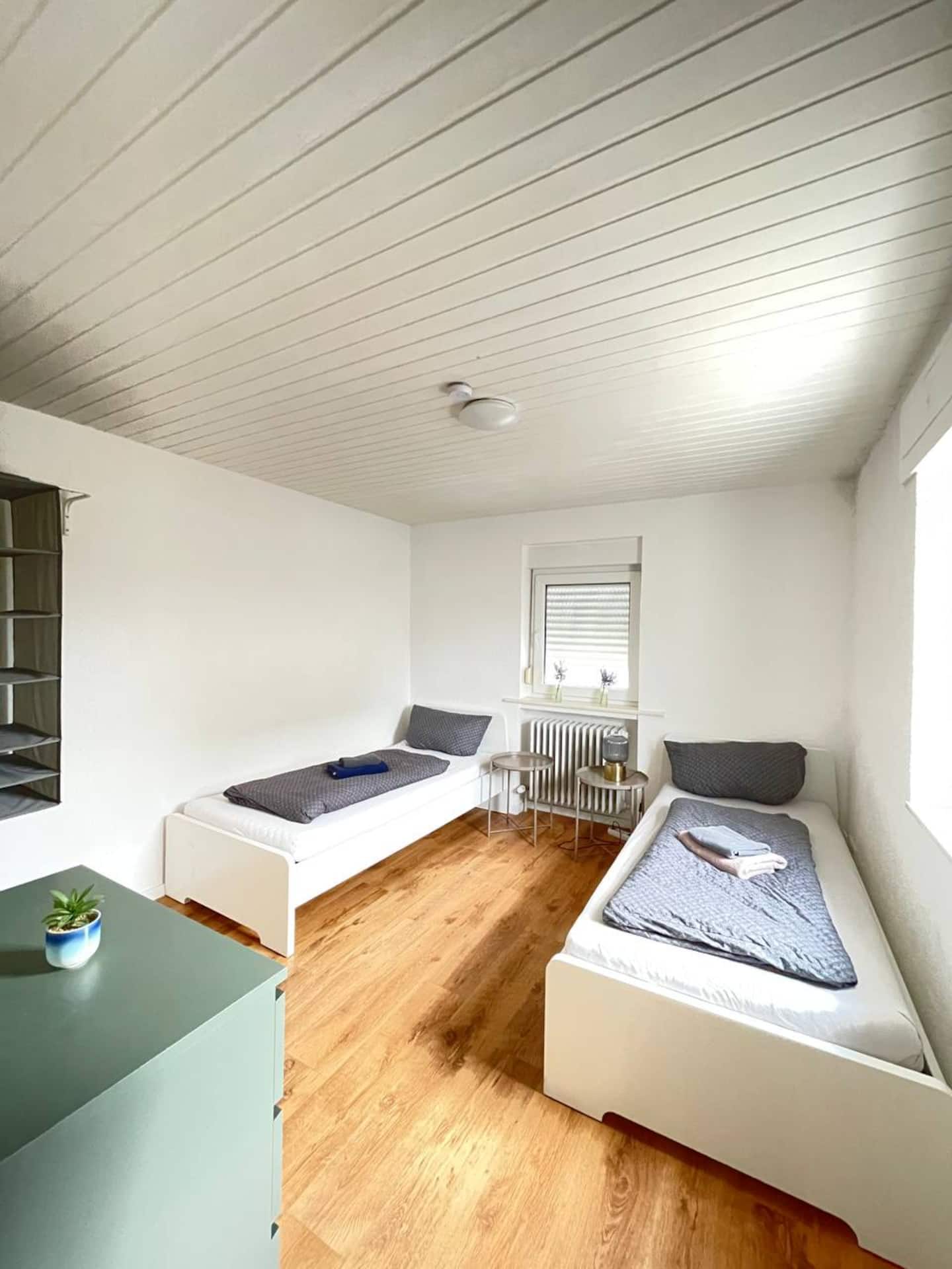 Schlafzimmer 1 Bild 2