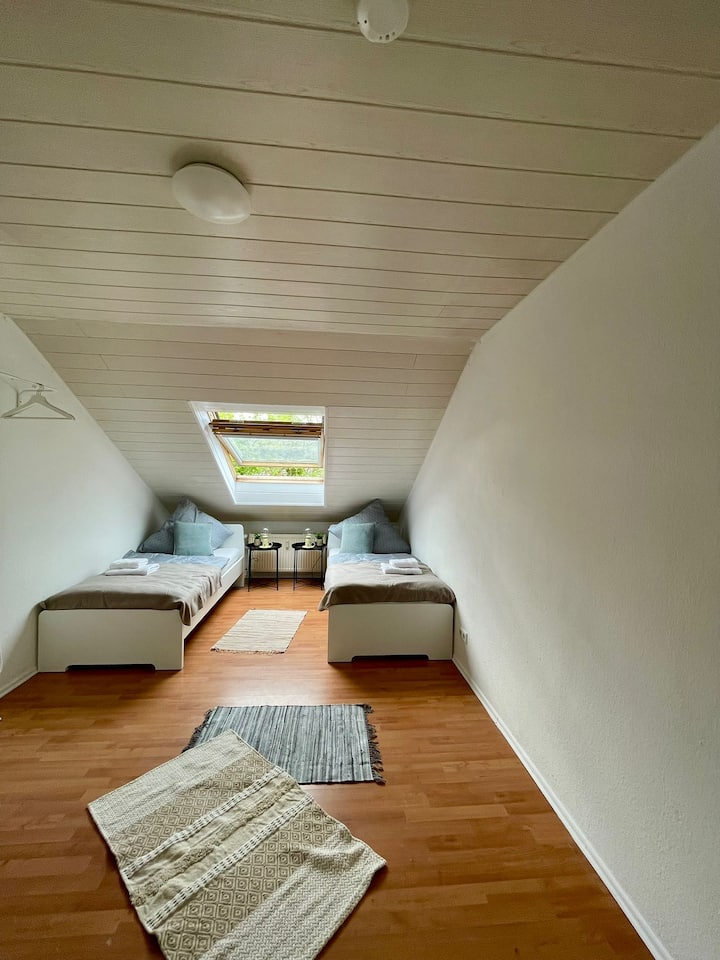 Schlafzimmer 1 Bild 1