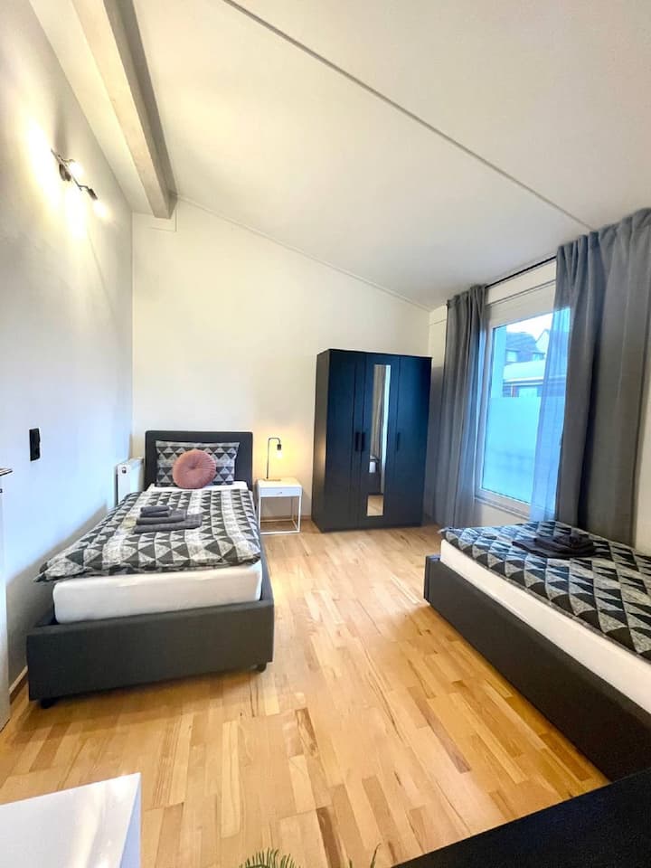 Schlafzimmer 1 Bild 2