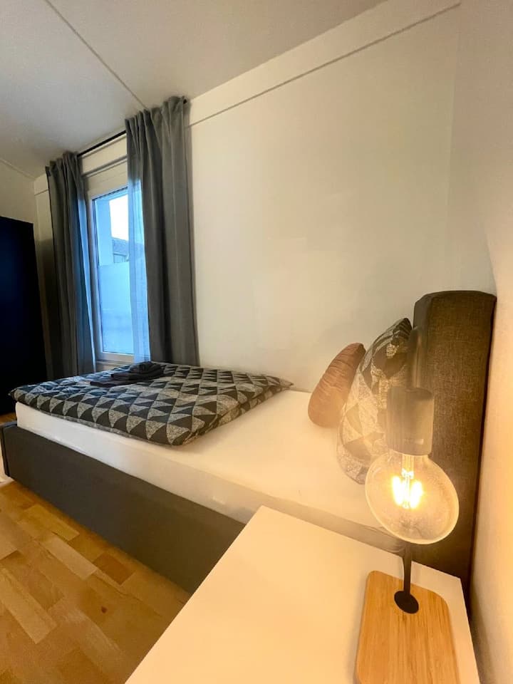 Schlafzimmer 2 Bild 1