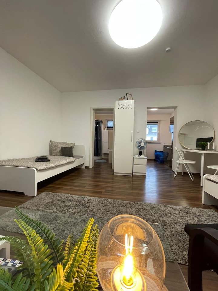 Schlafzimmer Bild 4