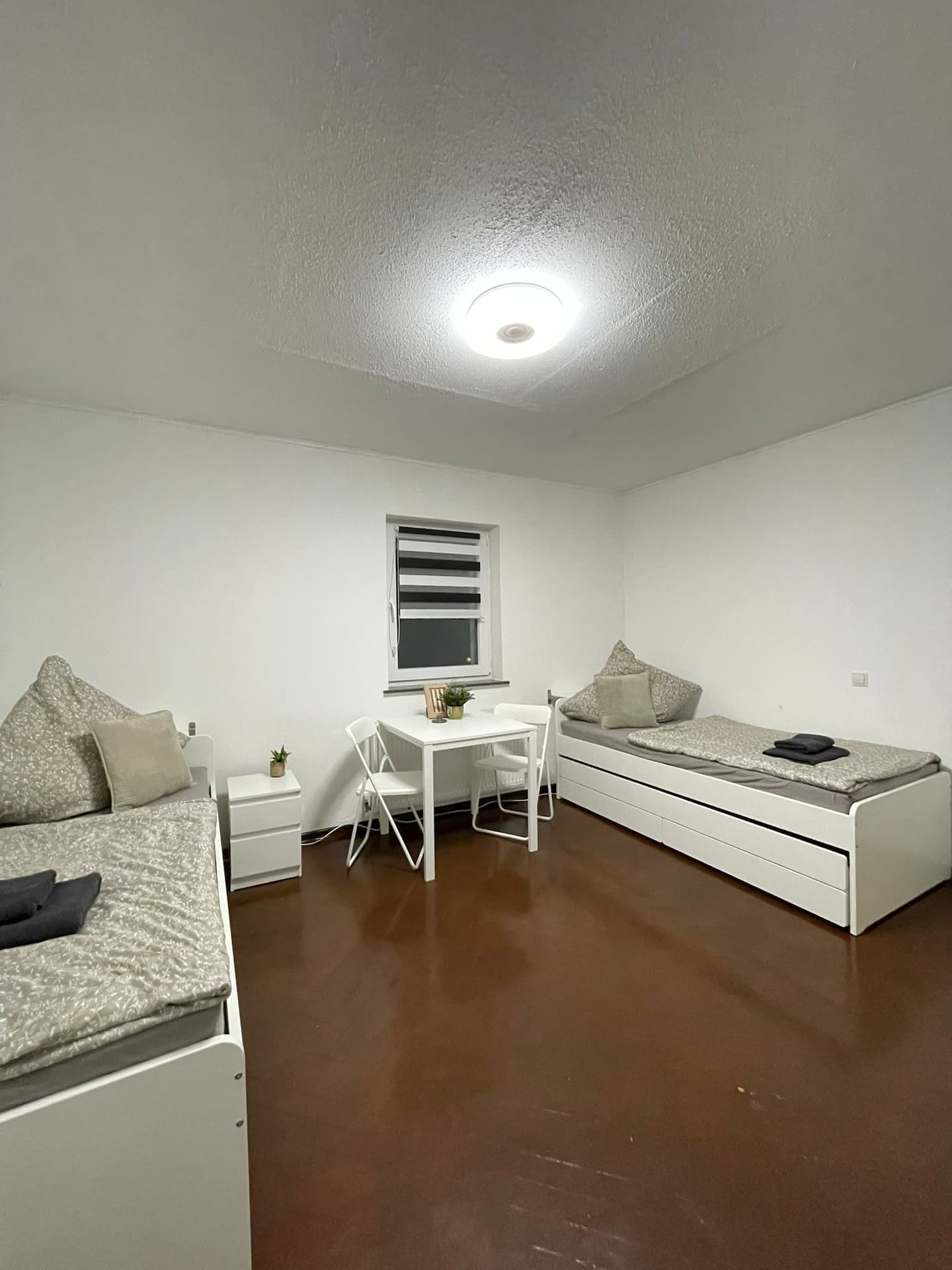 Schlafzimmer Bild 2